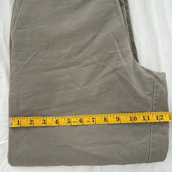 Vintage Columbia Cargo style utility pant. Regular/loose fit. 32-33”waist. - Picture 13 of 16